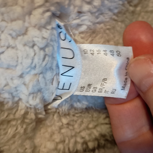 Blue and White Jean Jacket with Plush Collar - Picture 5 of 5